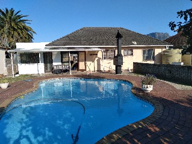 To Let 3 Bedroom Property for Rent in Kenwyn Western Cape